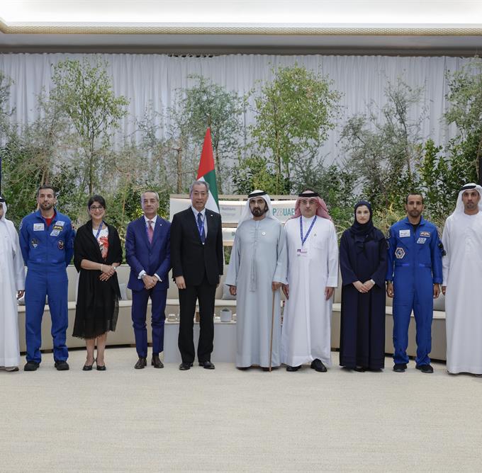 محمد بن راشد: المشروع الطموح الذي تتبناه الإمارات في الفضاء يدعم التنمية الشاملة.