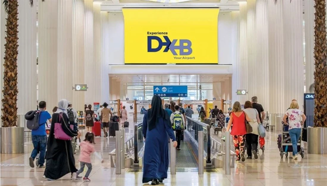 إعفاء المسافرين العالقين من غرامات التأخر بسبب إغلاق المجال الجوي