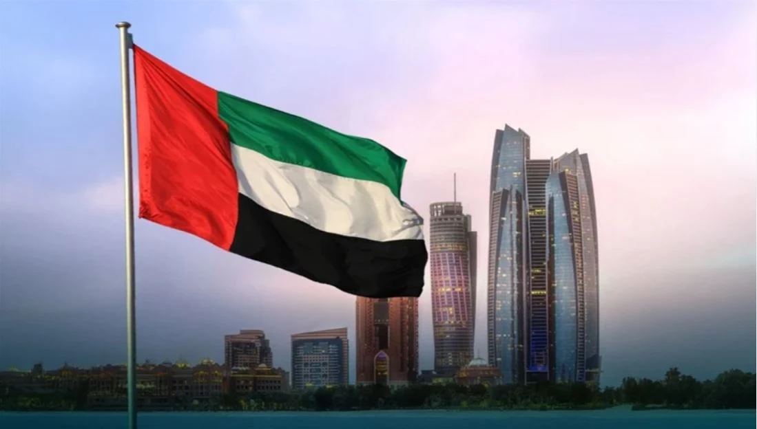 أبوظبي: التعامل الفوري مع سقوط شظايا وتأمين المواقع المتضررة