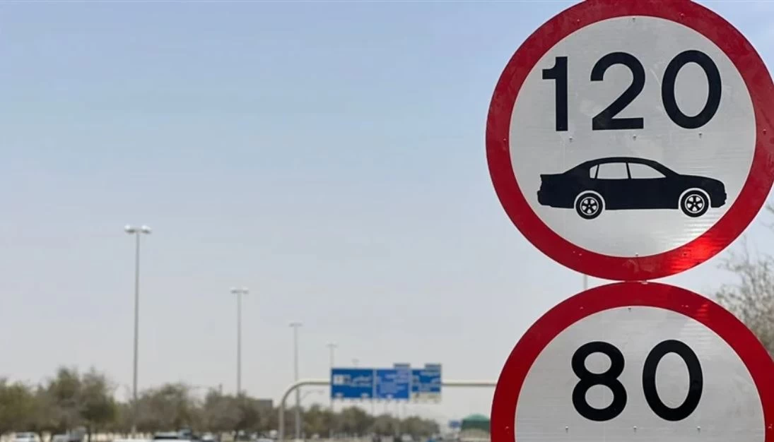 أبوظبي تبدأ تطبيق حدود سرعة جديدة لتعزيز السلامة المرورية