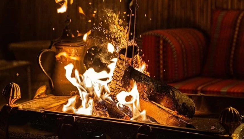 الإمارات: بدء موسم البر وإشعال النار في جلسات الأمسيات الباردة