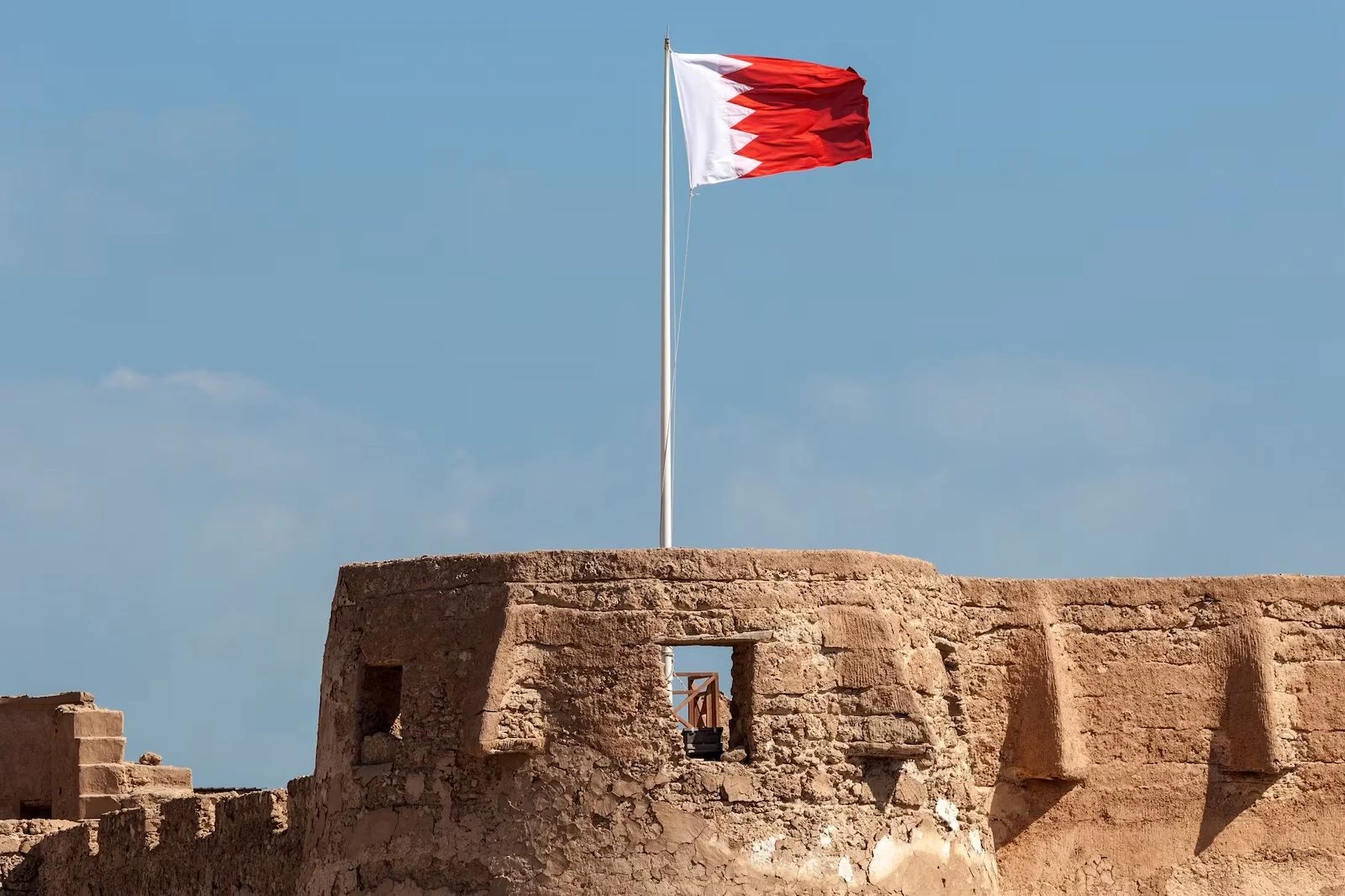 البحرين تطلق حملة تطوع وطنية لمساندة جهود التصدي للاعتداءات الإيرانية