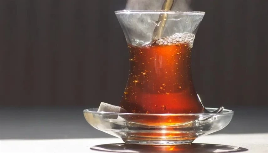 باحثون: روتين بسيط من 3 أكواب شاي يوميًا يعزز صحة الأوعية الدموية