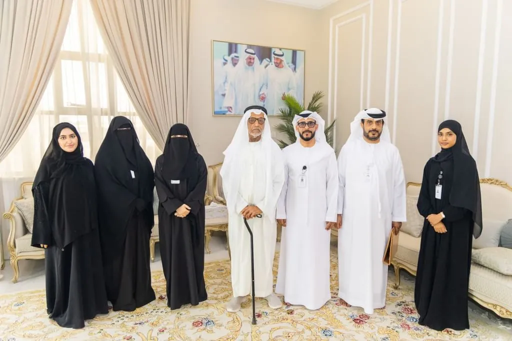 بلدية دبا تطلق "عزوتنا".. خدمات بلدية متكاملة في منازل كبار المواطنين