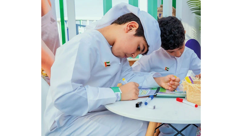 "حزمة الوالدين".. مبادرة رقمية لتعزيز نمو الطفل في مراحله المبكرة