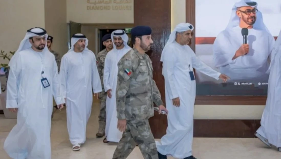 قائد عام شرطة أبوظبي: مركز الطوارئ والأزمات يعزز الاستجابة الاستباقية لمختلف السيناريوهات