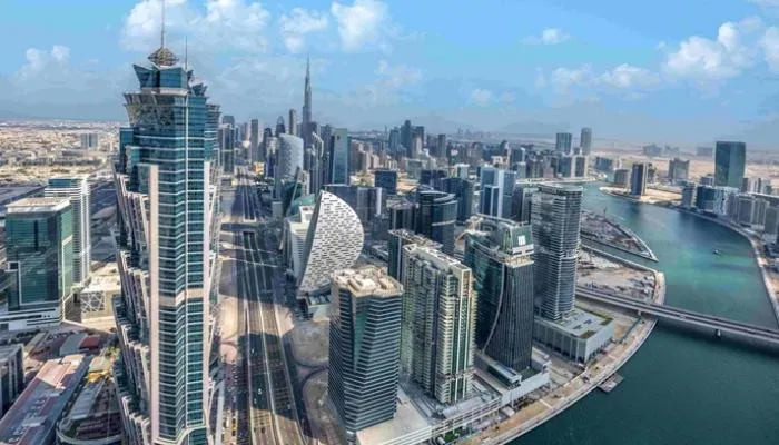كل ما تريد معرفته عن تأشيرة دبي السياحية لـ5 سنوات.. الشروط والرسوم وخطوات التقديم