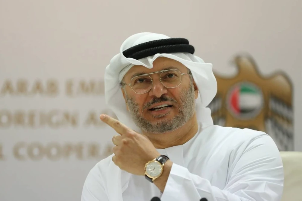 قرقاش: على إيران العودة إلى محيطها قبل تفاقم الأزمة