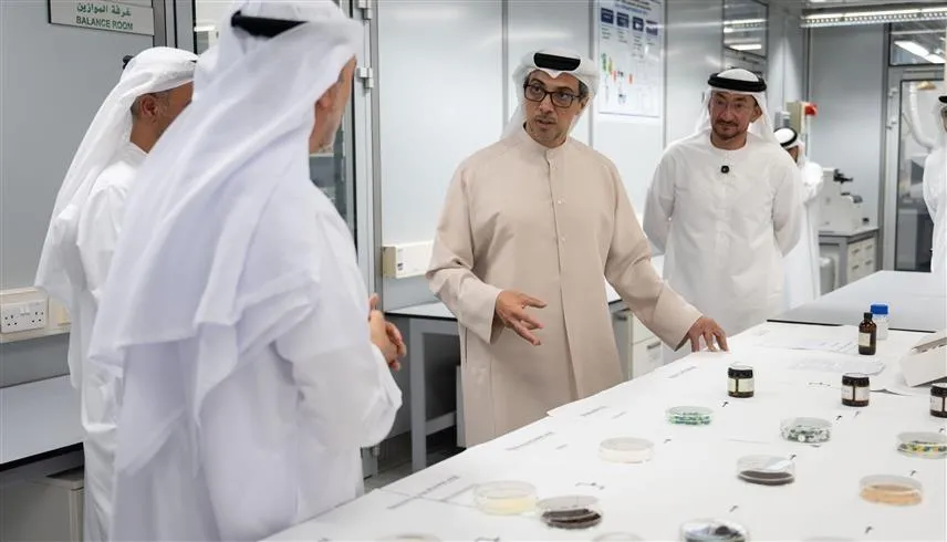 منصور بن زايد: الحفاظ على الموروث الوطني يدعم تطوير حلول صحية مبتكرة