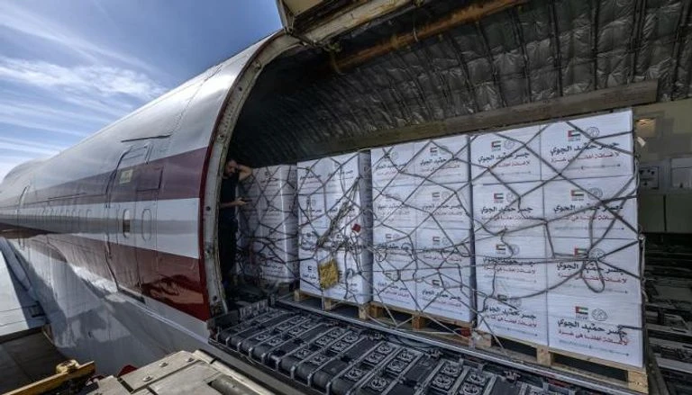 نهج إنساني ثابت.. الإمارات تجدد التزامها الإنساني بإرسال 100 طن مساعدات إلى غزة