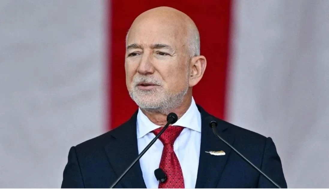 رغم المليارات.. كيف يعيش بيزوس براتب أقل من بعض الوظائف اليدوية؟